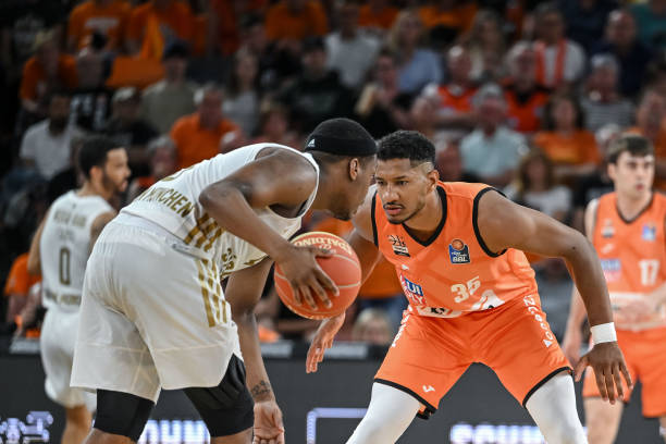 的基础上 的基础上